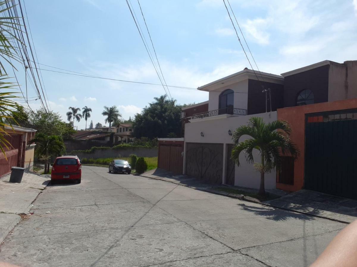 Casa Sur Bed and Breakfast Tegucigalpa Esterno foto